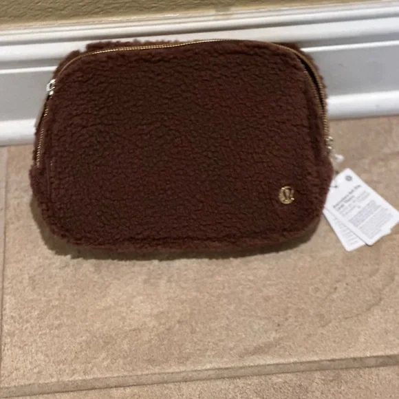 Lululemon Chocolate Fleece Pouch - Picture 5 of 8